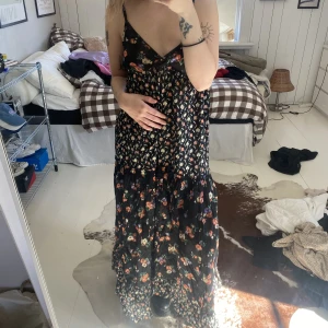 Bohemisk långklänning - Sååå fin bohemisk långklänning, vintage Cubus!