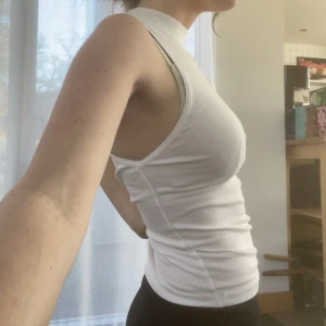 Linne - Zara, S. Jättefin och skönt material som inte nopprar. Köparen står för frakten!❤️❤️❤️