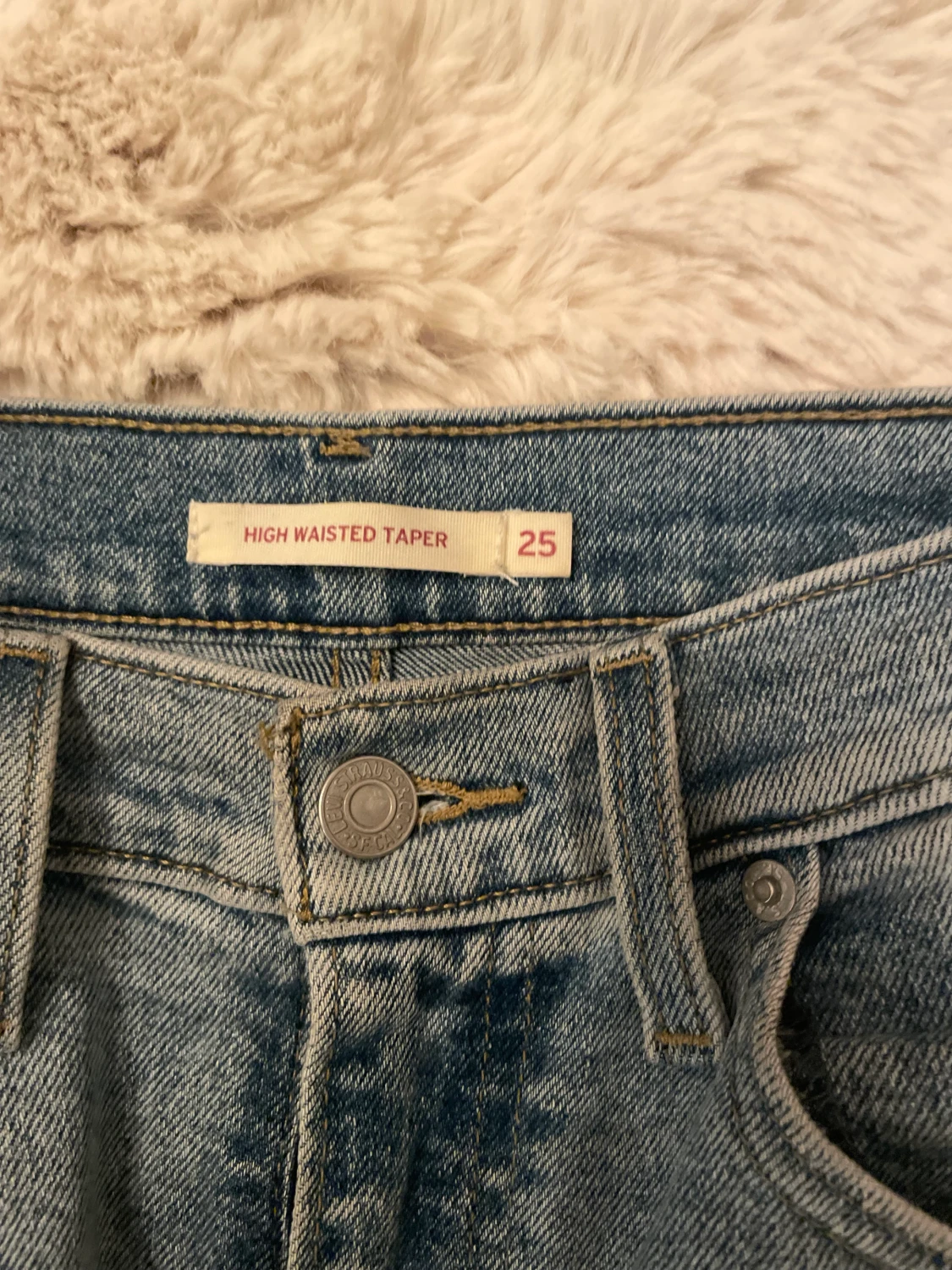 Levis  - 90