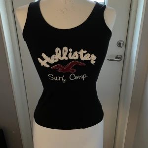 Fin topp - Fin topp från Hollister. Nästan aldrig använt. 