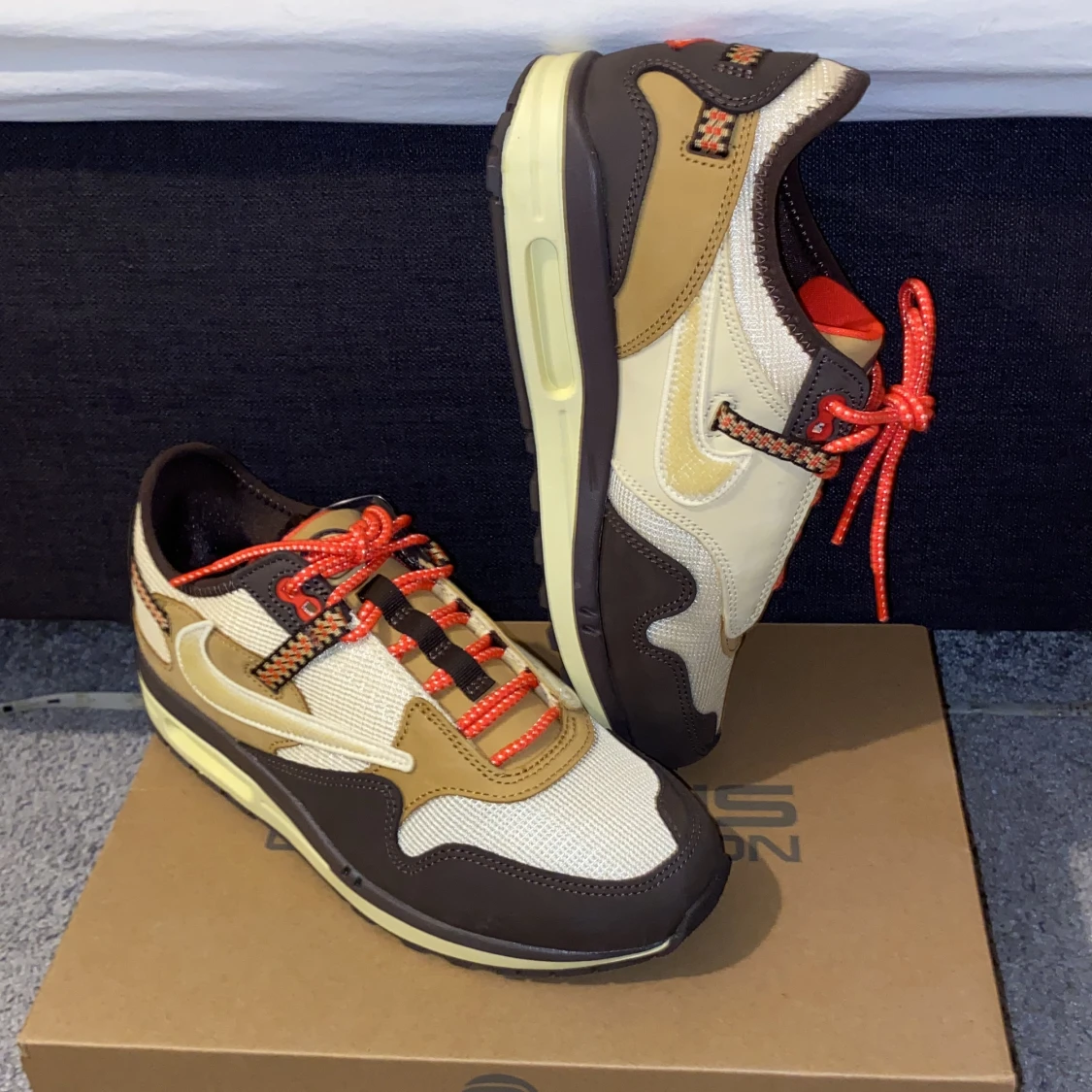 Nike Air Max 1 x Travis Scott - 90