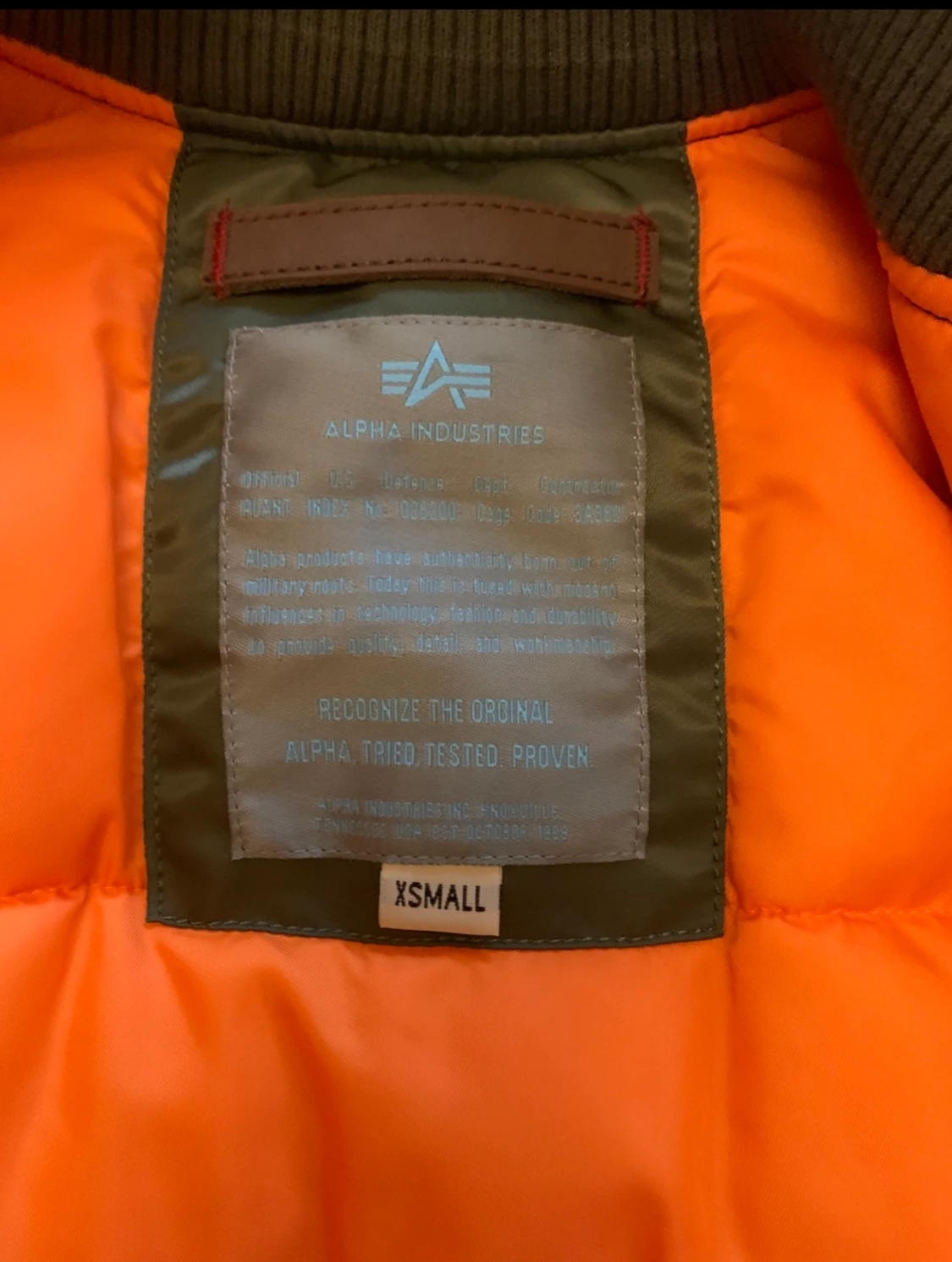 Oanvänd Alpha Industries jacka XS - 90