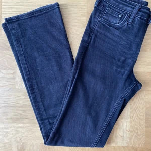 Jean - Jeans   Sparsamt använda   Strl 27  Bootcut 