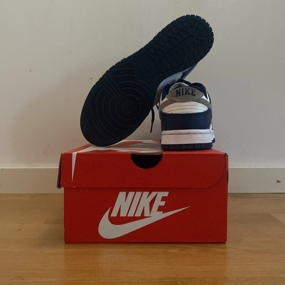 Säljer Nike dunk love midnight navy   - 90