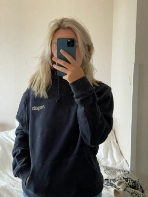 Hoodie ifrån Axel Arigato  - Storlek XS i ” Herr ” modellen. 