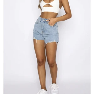 Shorts - Säljer detta paret shorts som är från white Fox, aldrig använd. Säljer för de inte passade mig. 