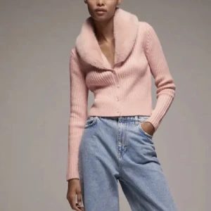 Zara tröja - Aldrig använd! Storlek M, 200kr 