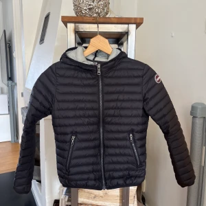 Colmar  - Fint skick! 134-140!