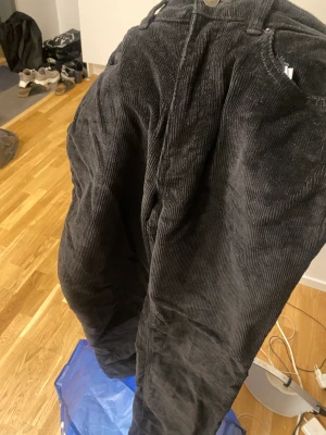 Manchesterbyxor - Byxor från hm, kan skicka fler bilder!