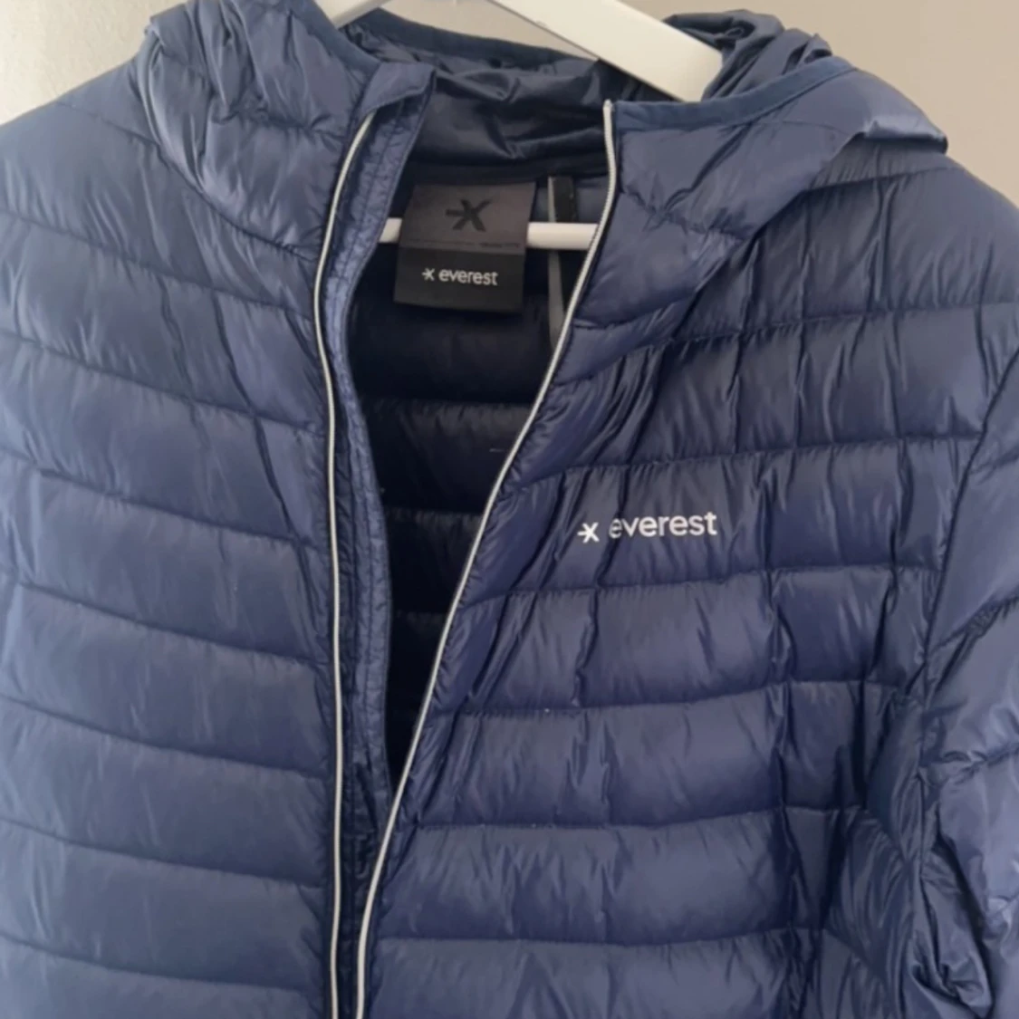 Marinblå jacka från everest