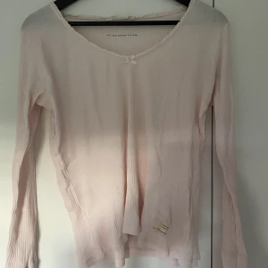 Odd molly tröja  - Sparsamt använd odd molly tröja 