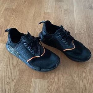 Adidas NMDs  - Adidas NMDs ok skick stolek 44  