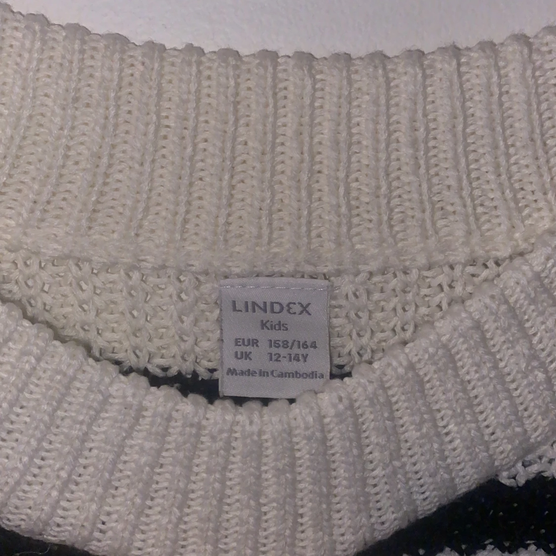 Randig stickad tröja  - 90