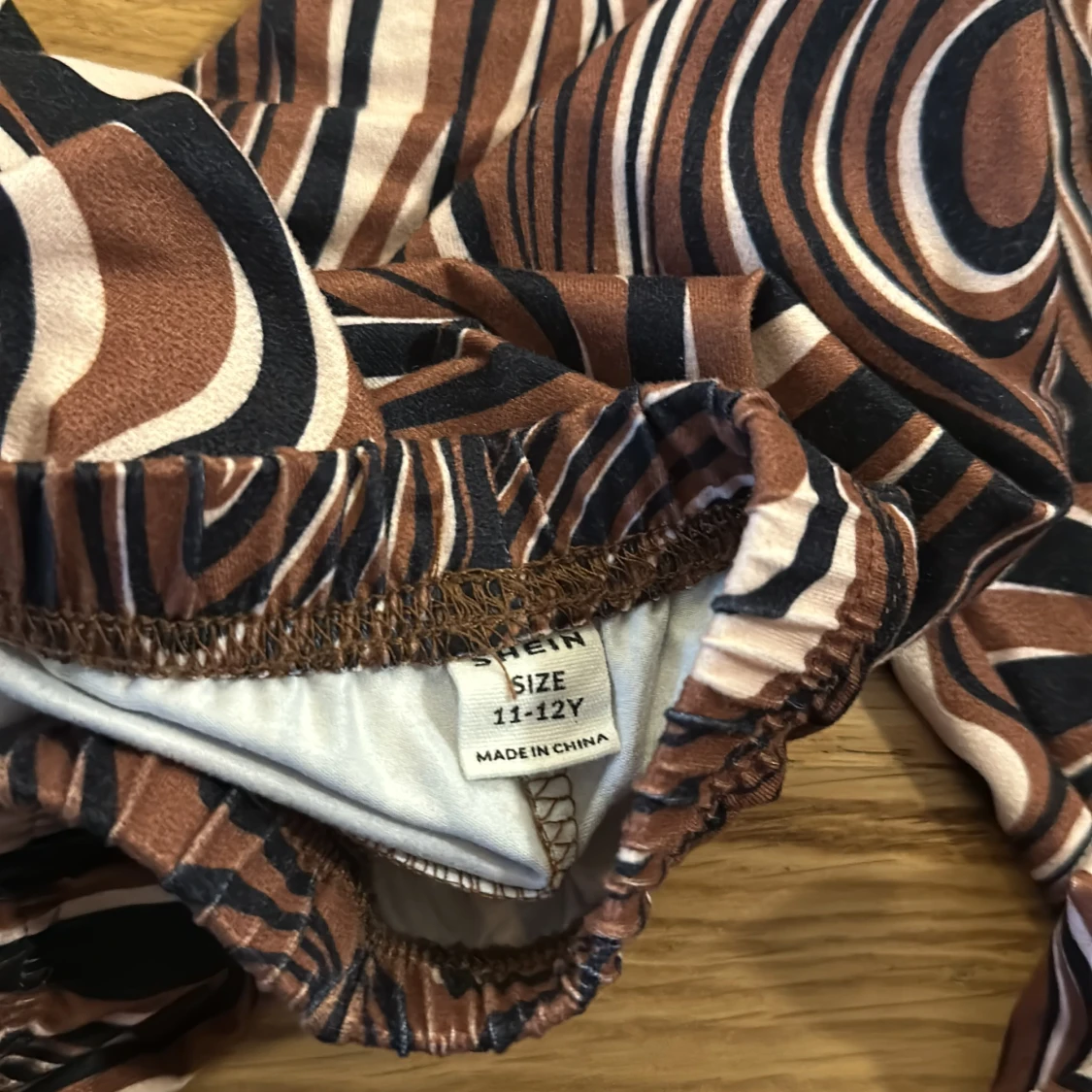 Shein- flare byxor  - 90