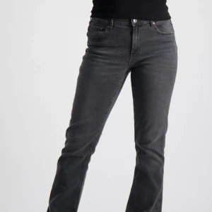 Bootcut jeans Gina Tricot❤️ - Säljer mina jätte snygga bootcut jeans från Gina Tricot❤️ Nypris 300kr❤️