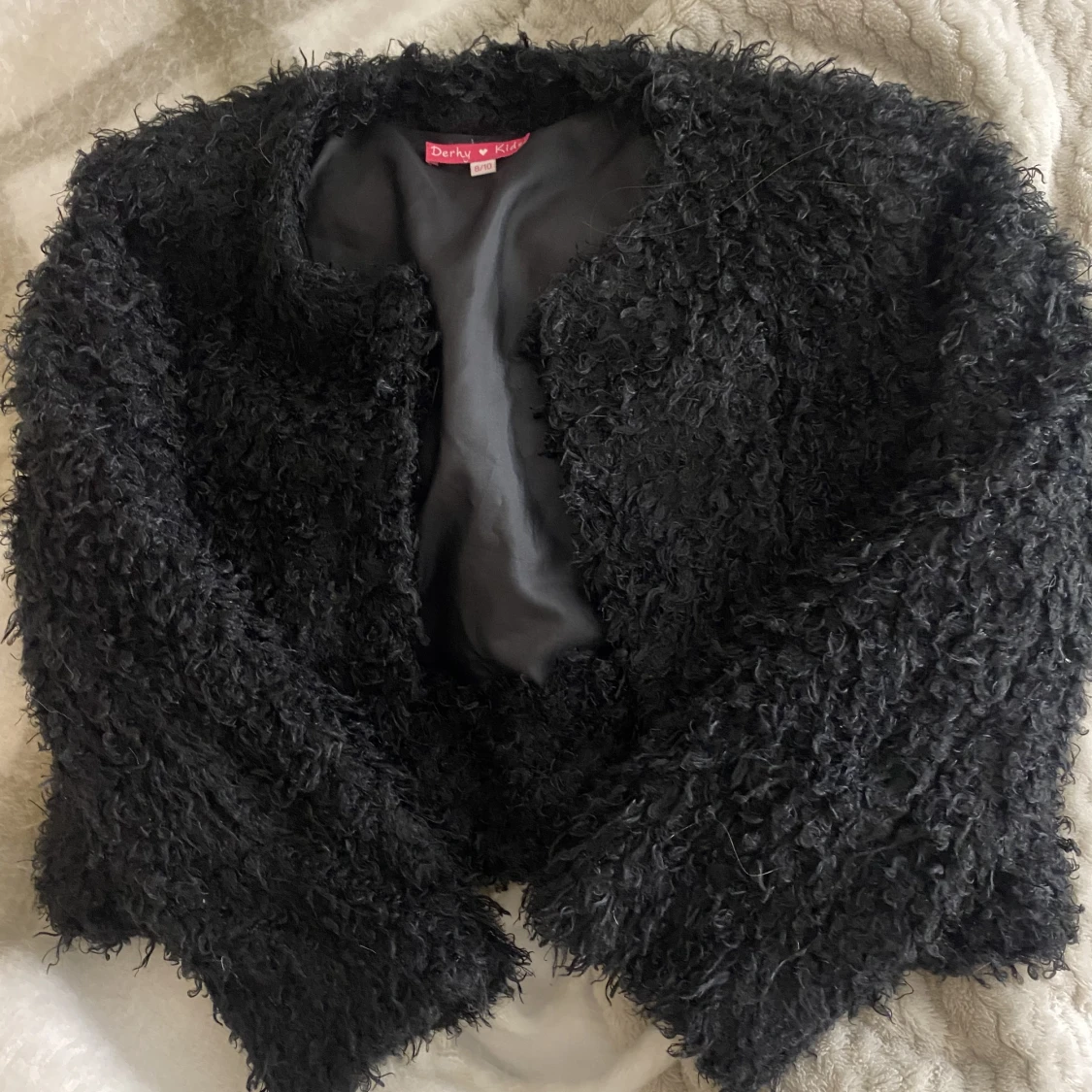 Fluffig trekvarts ärmad kofta - 91