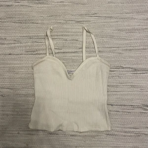 Linne - Jättegulligt linne från zara som har blivit alldeles för litet💗