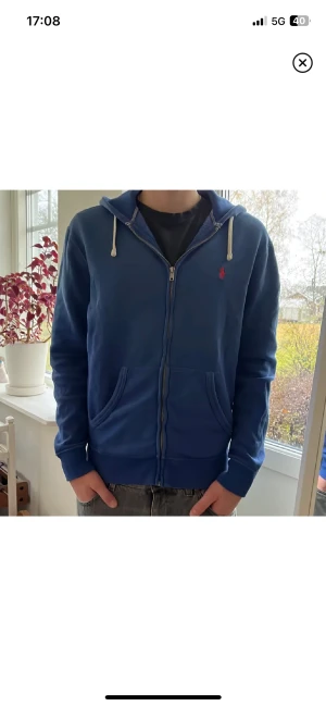 Ralph lauren hoodie - Ralph lauren hoodie i fint skick OBS lånade bilder!!