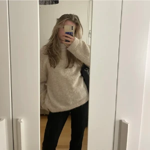 Stickad tröja - Stickad tröja från H&M