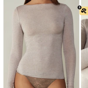 Intimssmi tröja - Fin intimissmi tröja i nyskick i storlek L då jag ej ville ha den så genomskinlig💖