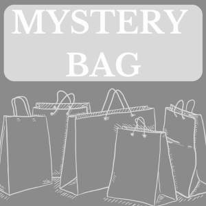 Välj kategori på er mysterybag, annars skriv valfri så väljer jag åt er: - Tröjor - Jeans & byxor - Klänningar & kjolar - Jackor - Väskor & övrigt - Skor (strl. 36) Se bild 2 för mer information. Bild 3 är en sneakpeak på säckar mellan 500kr & 1000kr