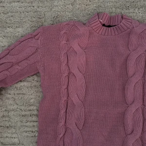 Rosa stickad tröja - Stickad tröja från lager 157💕