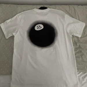 Stussy tröja - Tjenare säljer nu min Stussy tröja till ett bra pris då storleken inte passar mig jättebra. Är du intresserad så hör av dig!