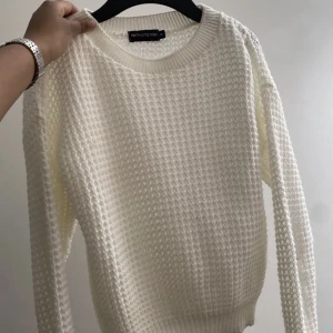 Tröja - Stickad tröja från PLT, cream/white färg helt ny😍