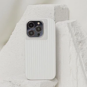 iPhone14pro - Nudient hel oöppnat skal, skalet på bilden är ett annat då jag har 2 likadana,  iPhone 14 pro  Nypris 450kr Mitt pris 300