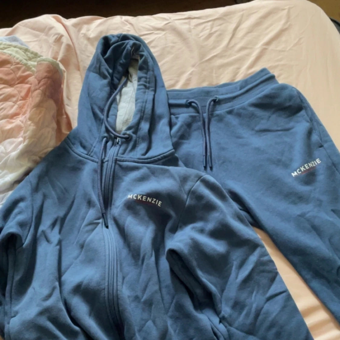 Mckenzie tracksuit storlek m