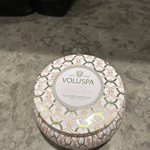 Ljus - Säljer detta oanvända ljuset❤️