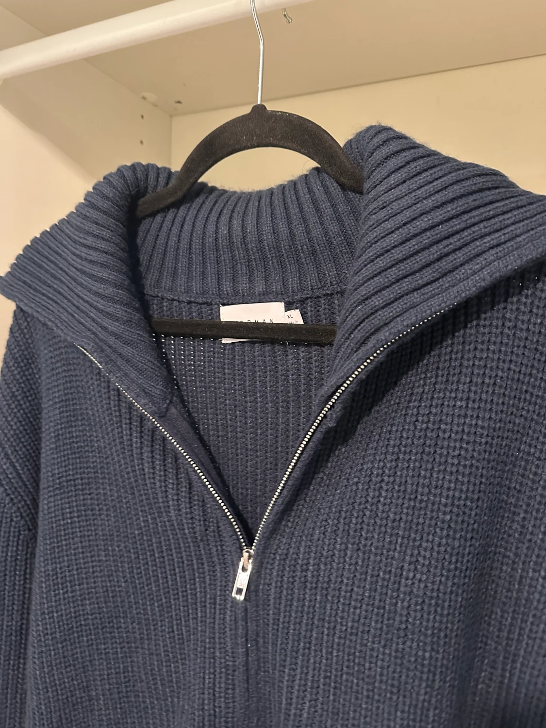 Stickad tröja  - 90