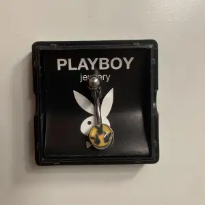 Säljer denna fina Playboy navelpiercing, aldrig använt