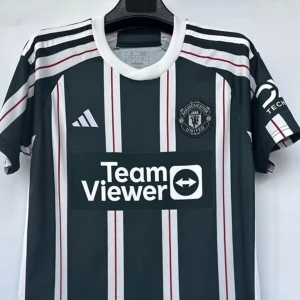 Manchester United Man Away Jersey 23 24 ⚪️🟢 - Skit snygg Man United tröja. Oanvänd, skick 10/10. Olivfärgad. Skriv för frågor eller funderingar🤍