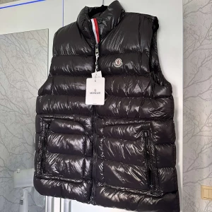 Moncl väst - Moncl väst
