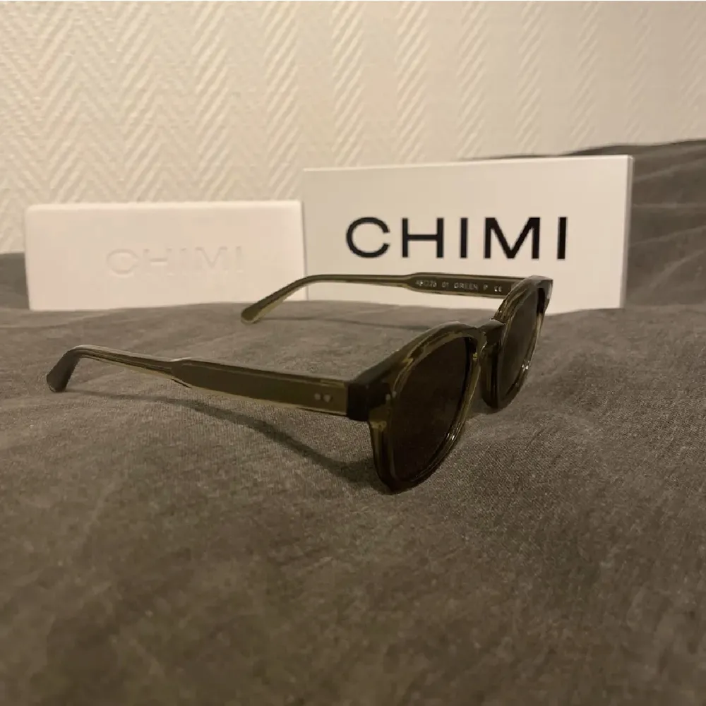 Säljer nu mina chimi glasögon, dom är i ett bra skick, Modellen är 01, vi mer frågor är det bara att skriva!. Övrigt.