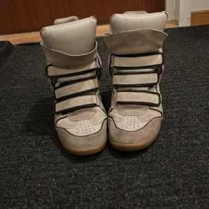 Isabel marant skor - Säljer pågrund av att jag aldrig använder dom för att de är för stora