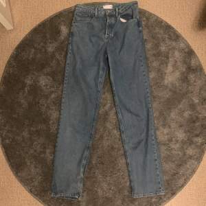 Jeans från asos design som aldrig används storlek 30/34