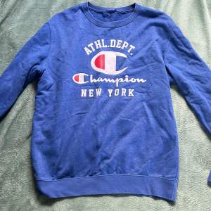 Sweatshirt från champion Storlek s