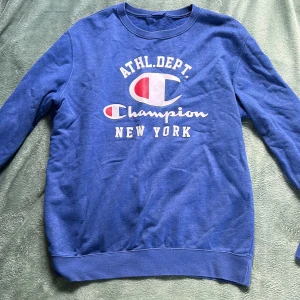 Champion sweatshirt  - Sweatshirt från champion Storlek s