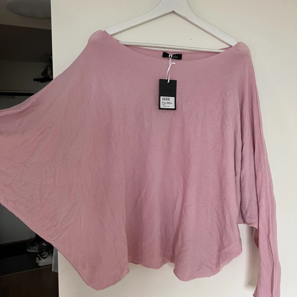 Tunnt stickad ljusrosa tröja  - 90