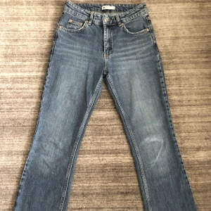 Midwaist flared jeans - Ett par snygga jeans från Gina💕 I mycket bra skick😊