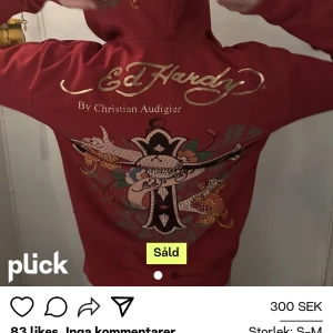 Ed Hardy  - Säljer min feta ed Hardy zip up hoodie, då den ej kommer till användning, köpt här på Plick, bra skick!🩷