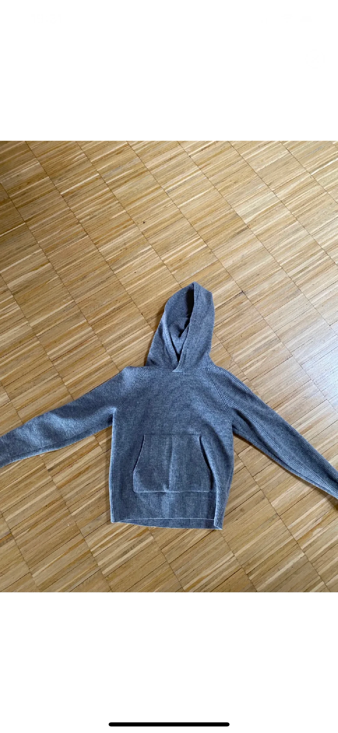 Arket hoodie