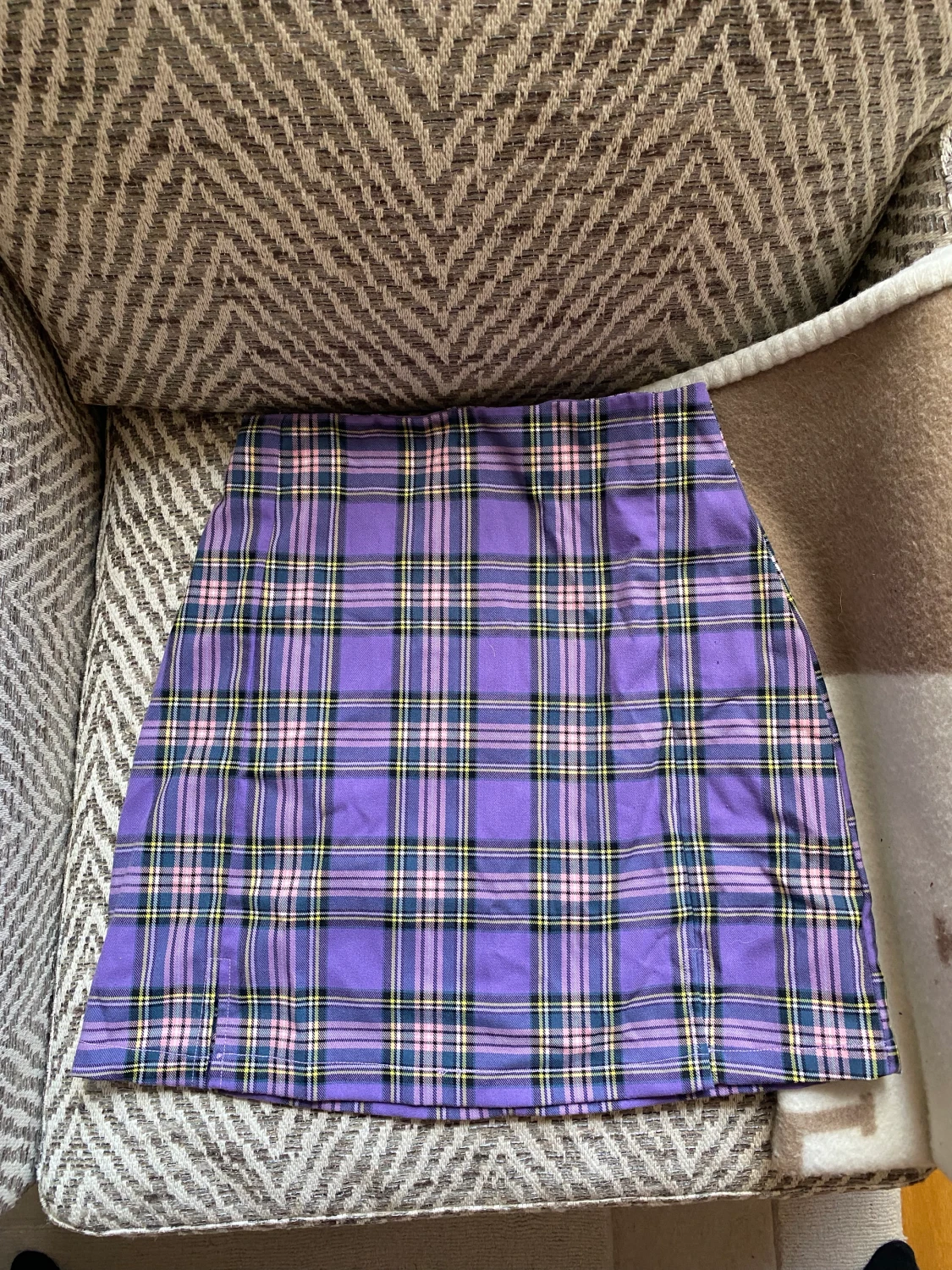 Brandy Melville Cara skirt 