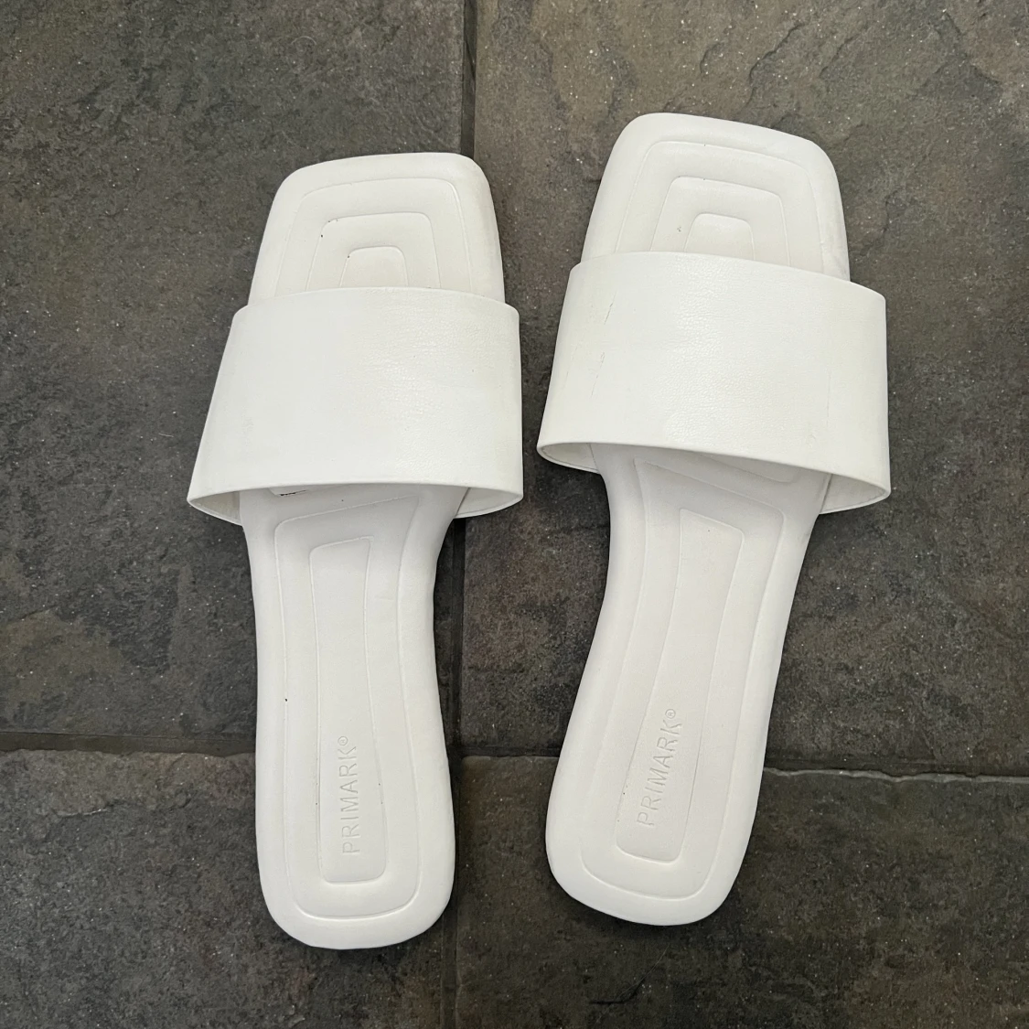 Skor från primark
