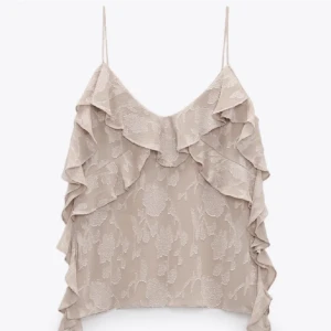 Rosa zara tröja💗 - Superfin tröja från zara i storlek S, som inte kommer till nån användning💞använd ca 2 gånger💕💘 Tröjan är kvar, den är inte såld!!💞