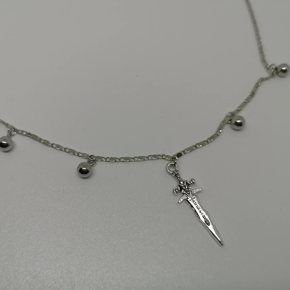 Halsband ~svärd med kulor~ - 91