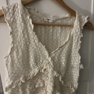 Söt topp  - Jättefin topp från mango som tyvärr inte kommit till användning. 💓