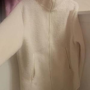 Teddy kofta/jacka  - Använd en gång 